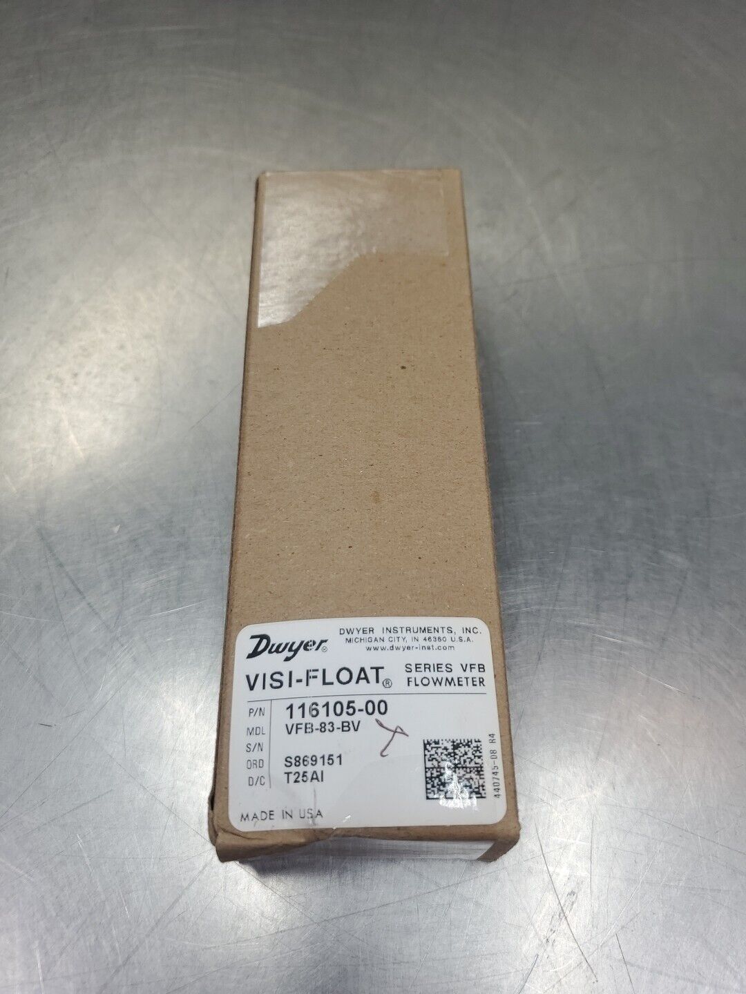 DWYER VFB-83-BV (116105-00) VISI-FLOAT SERIES VFB FLOWMETER.                5D-1