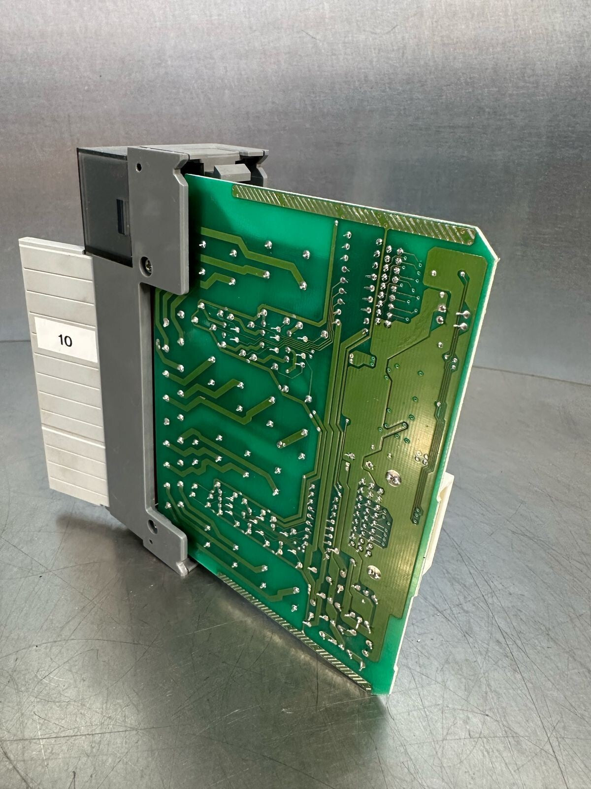 Ab 1746-0W16 /C SLC 500 Output Module  17460W16                    (7.4.2)