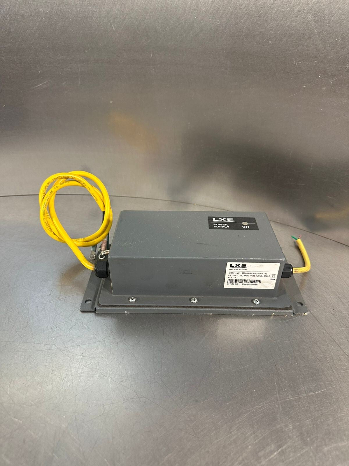 Lxe 9000A316PS24V72V Input 24-72VDC 2.0A Out. 12Vdc 2.5A   (4.2.4)
