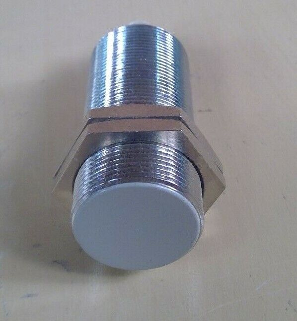 Omron TL-X10C1-P1L Proximity Sensor                                           5E