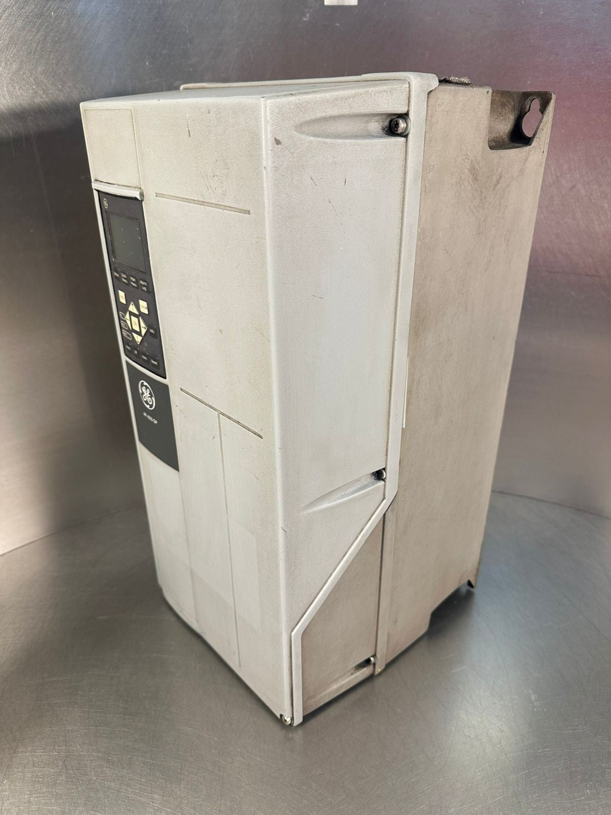Ge AF-650 GP AC Drive 6KGP43015X2XXXA1 11/15kW 15/20Hp 460V        (9.4.3)