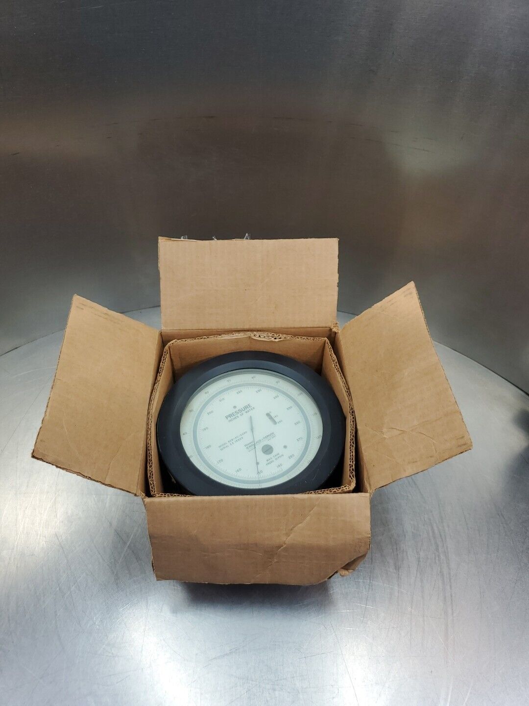 Pennwalt/Wallace & Tiernan 62B-4C-0280 Pressure Gauge, 35 PSIG MAX.           6E