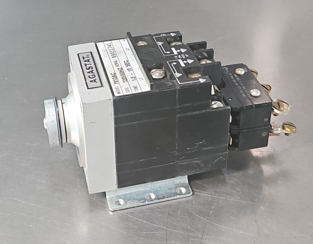 Agastat 7012AC Timing Relay 1.5-15 Seconds 120V 60Hz                     loc4C15
