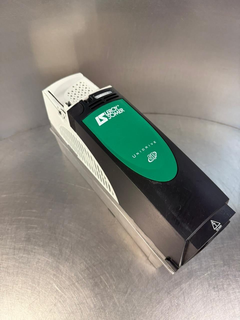 Leroy Somer SP1403 Unidrive SP AC Drive 480V Sp 2.5T 1.5/2.2kW     (9.4.4)