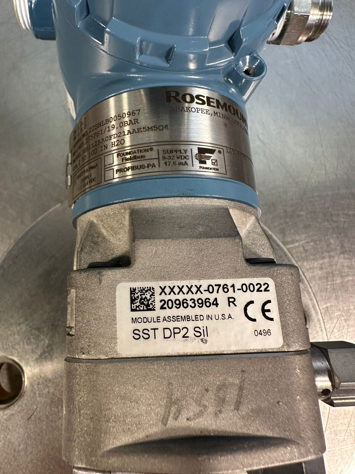 Rosemount 3051L2AA0FD21AAE5M5Q4 275PSI/19.0Bar                           (6.4.4)