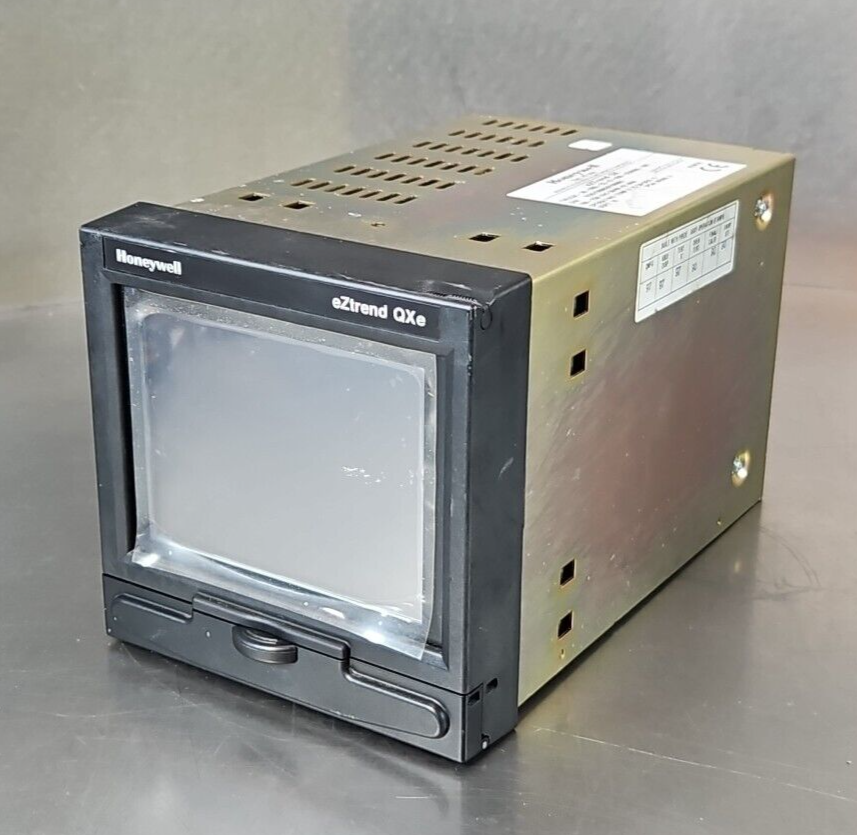 Honeywell TVEZQX-30-000-22-0-000-000300-000 Chart Recorder (BIN2.2.2)