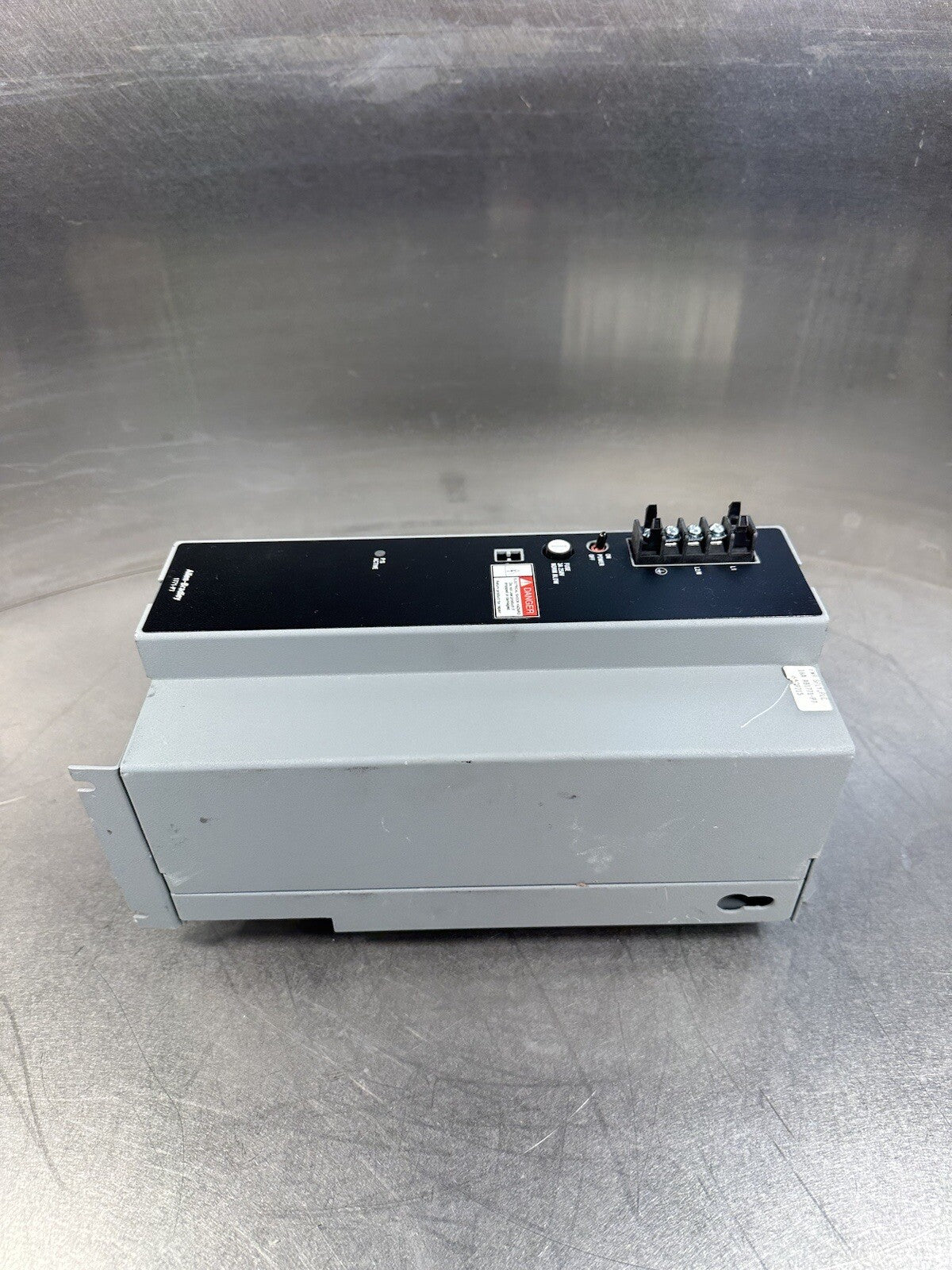 ALLEN BRADLEY 1771-P7 SER-D REV-C01 120/220VAC POWER SUPPLY (BIN-1.2.2)