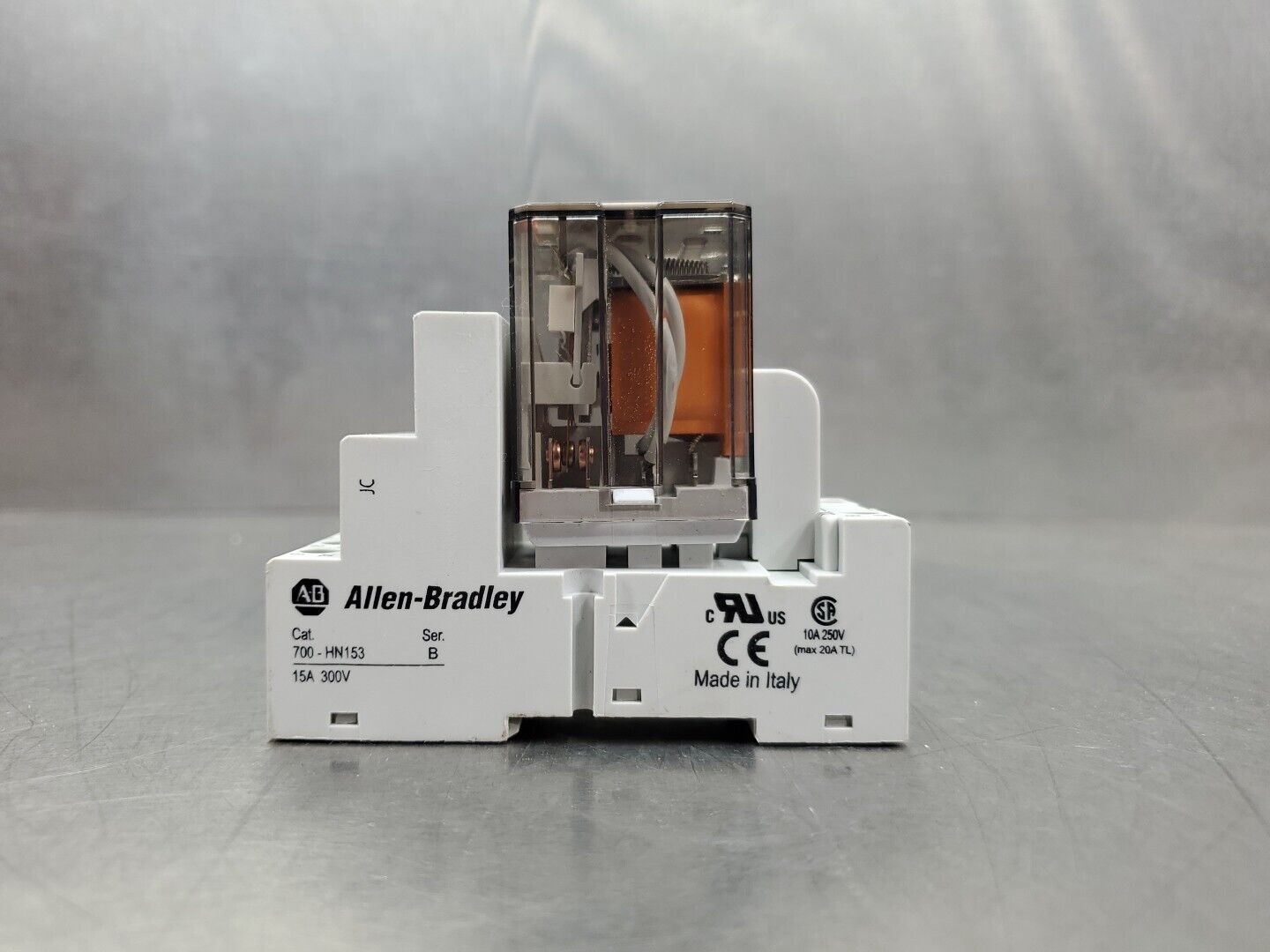 ALLEN BRADLEY 700-HB33A1 15A Relay w/700-HN153 SOCKET, 700-AR2 R-C Module  4D-35
