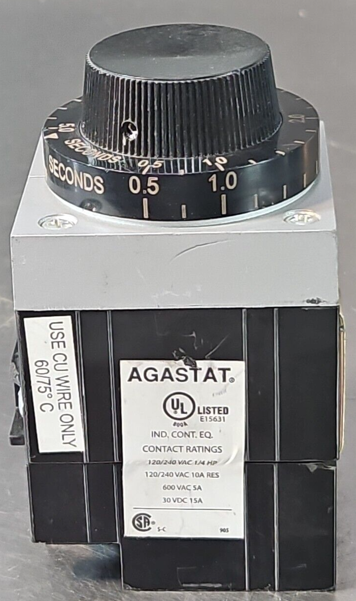 Tyco Agastat 7012SB TIming Relay - Time: .5-5                            loc4B12