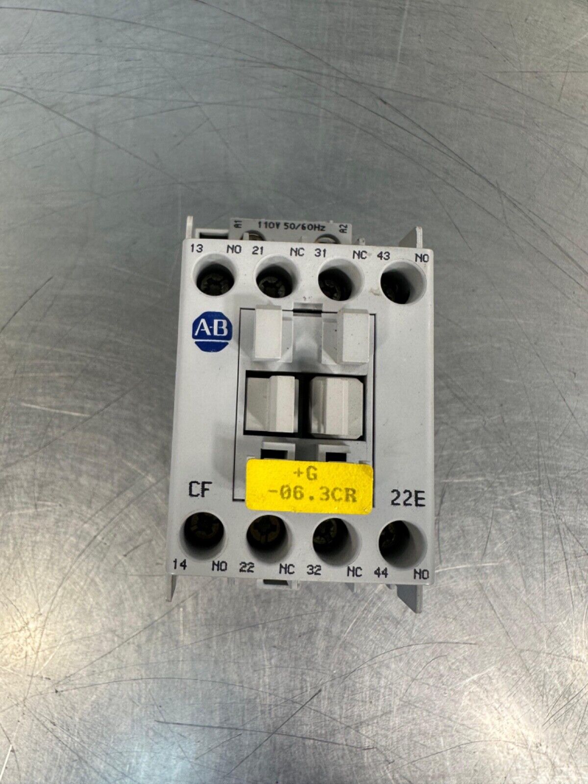 Allen-Bradley 700-CF220* Ser. A Control Relay (4B-25)