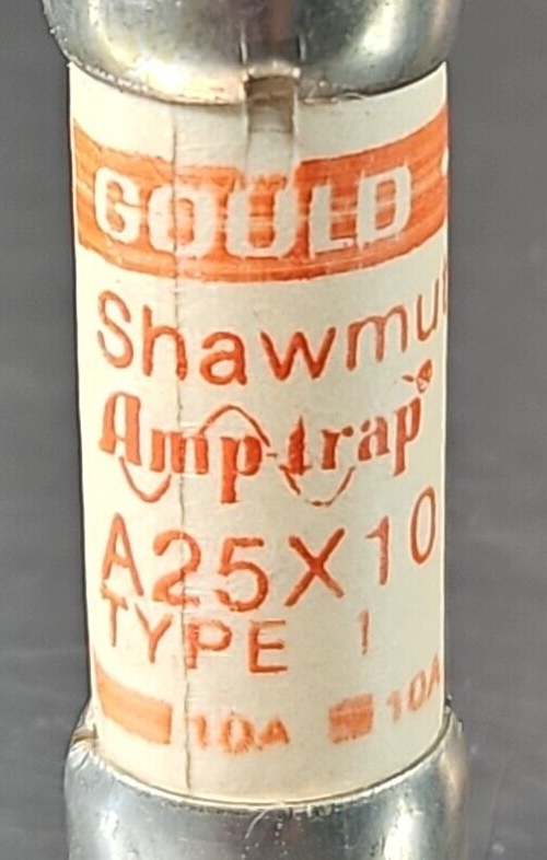 Gould shawmut A25X10 fuse type 1 10 Amp 300Vac.   Lot of 10              Loc4C21