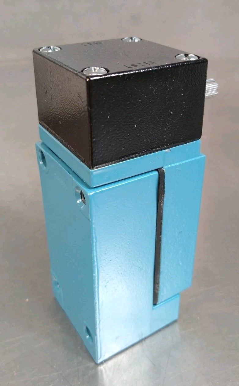 45158023