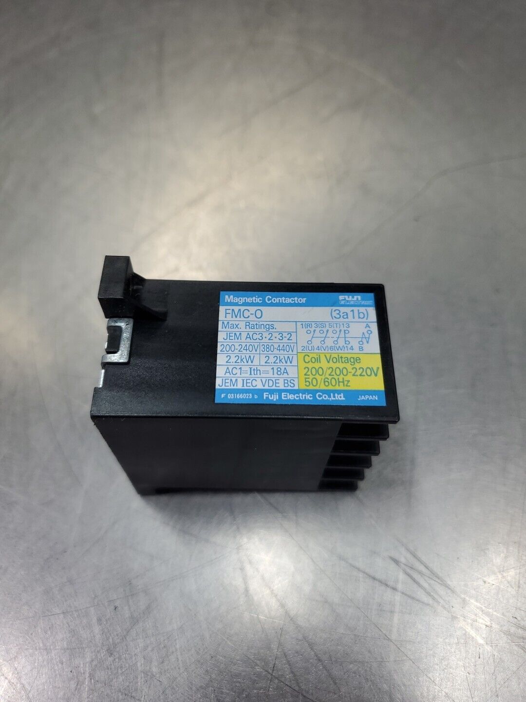 Fuji FMC-O (3a1b) Magnetic Contactor w/200-220V Coil.                      4E-35