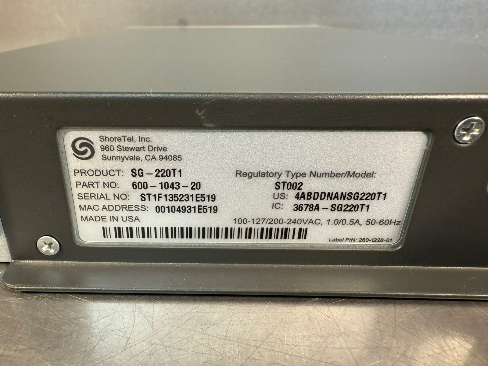 ShoreTel ShoreGear SG-220T1 Voice Switch 600-1043-20              (12.5.5)