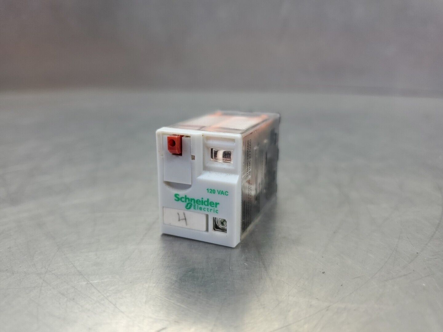 SCHNEIDER ELECTRIC 792XDXM4L-120A  120VAC/28VDC MINIATURE RELAY.           4E-36