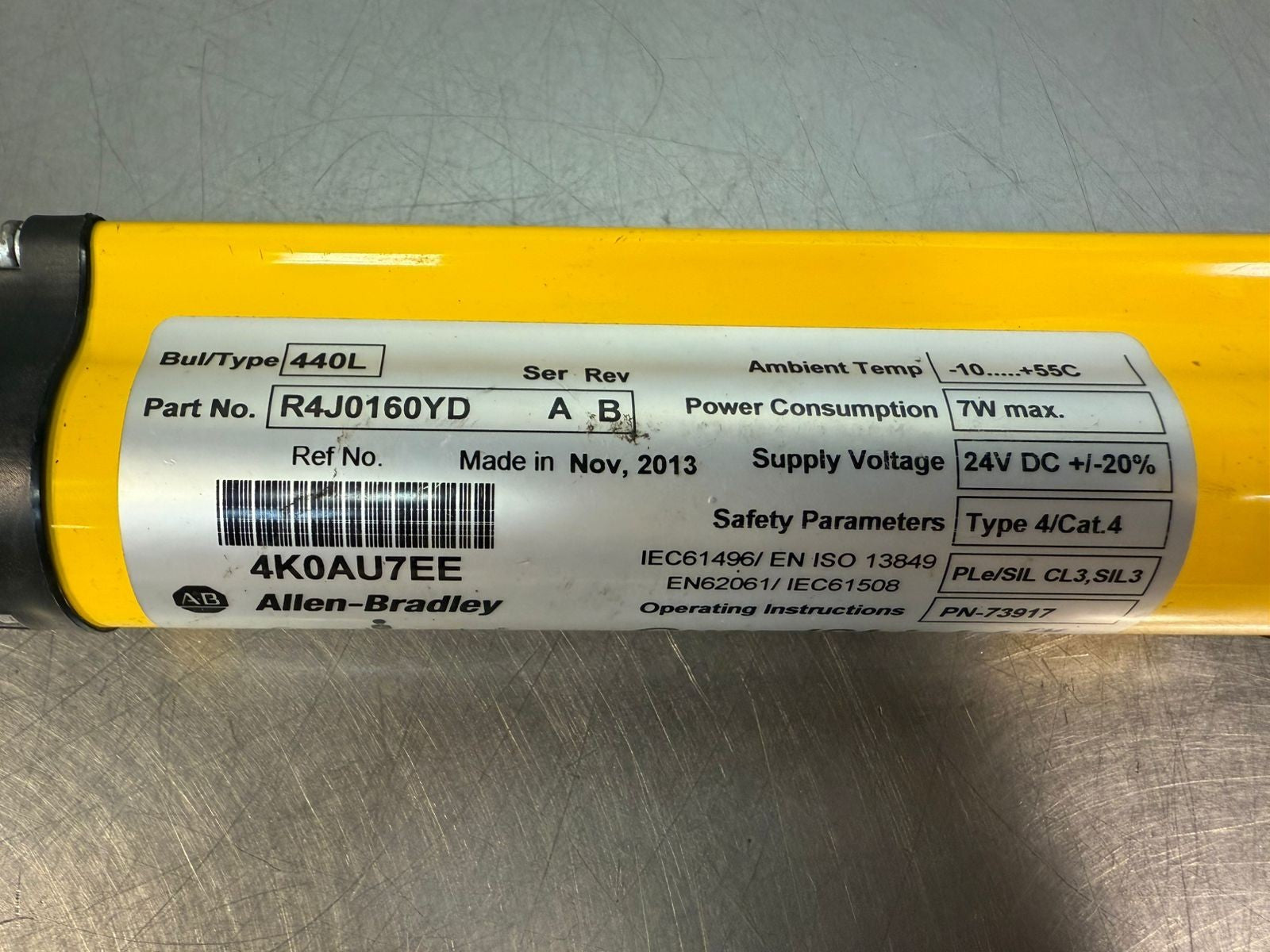 Allen Bradley 440L-R4J0160YD /A Rev.B GuardShield                  (4.4.5)