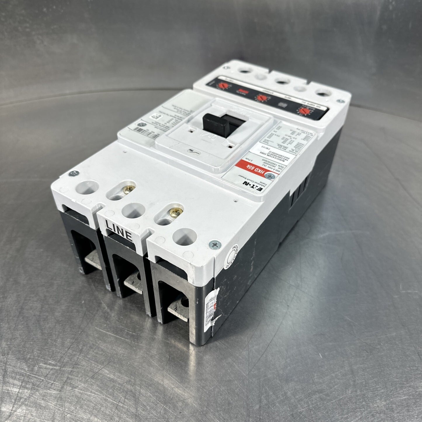 Eaton USD HKD330WC0512 Molded HKD 3P 300A 600V 50/60Hz 3Ph (BIN-1.3.5)