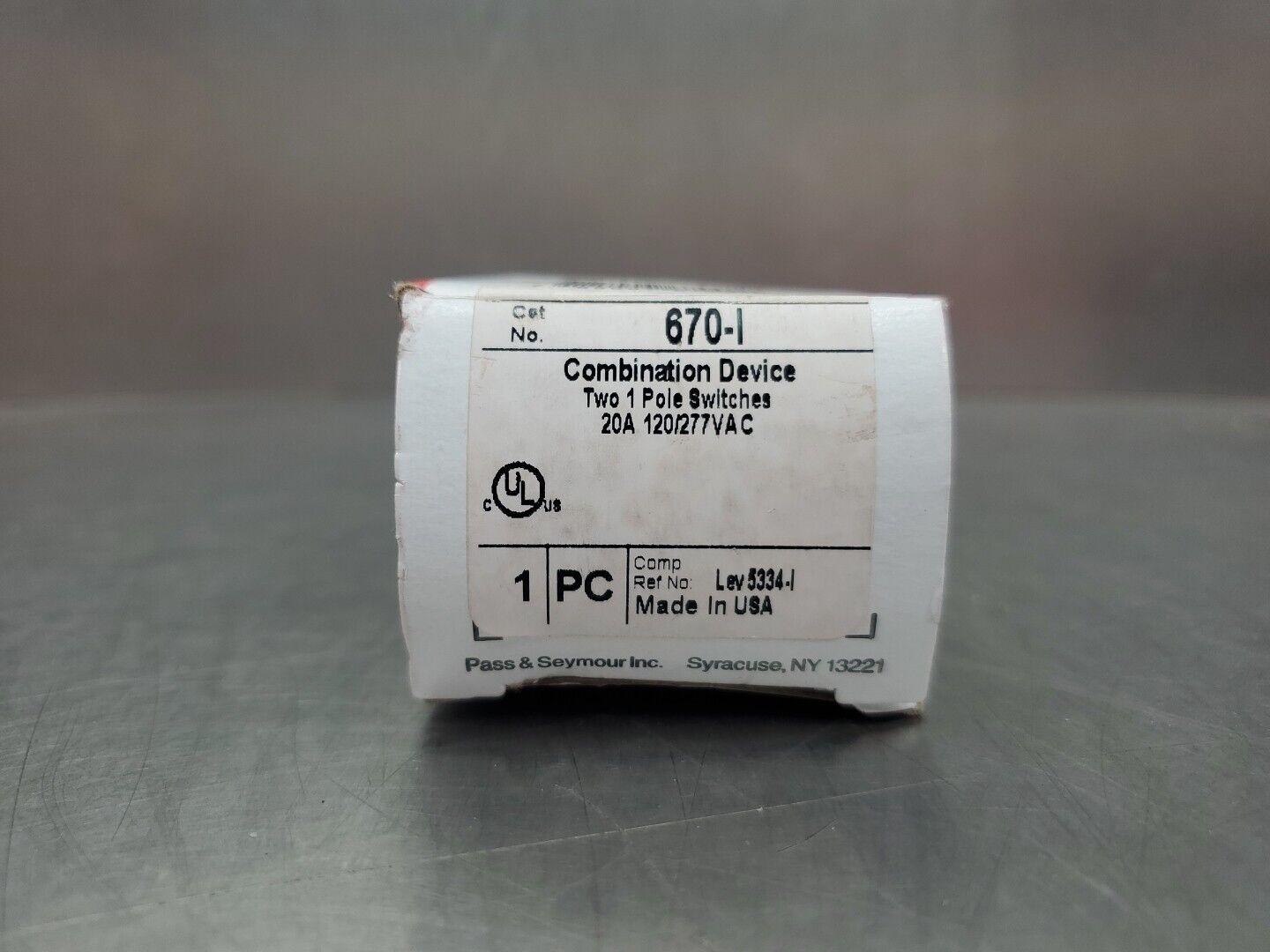 Pass & Seymour 670-I Combination Switch, 1P 20A 120/277V.                  4B-37