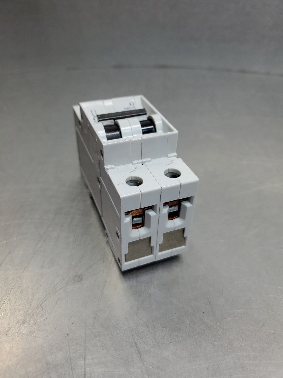 47183960