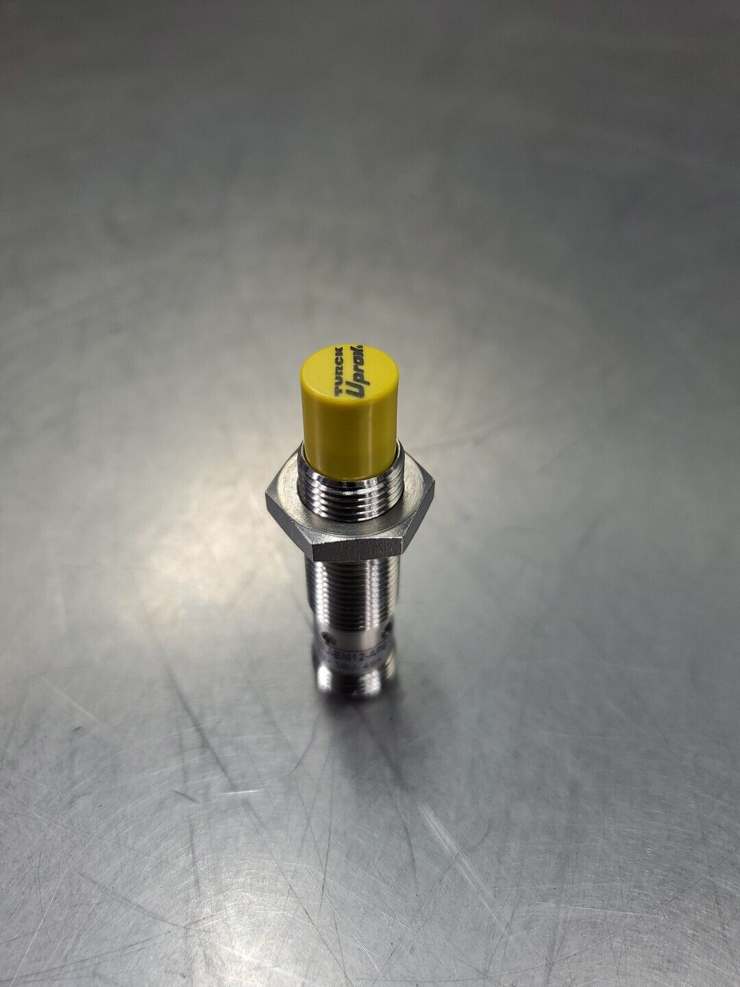 Turck Ni8U-EM12-AP6X-H1141 10-30VDC 200mA 8mm Proximity Sensor.            5E-17