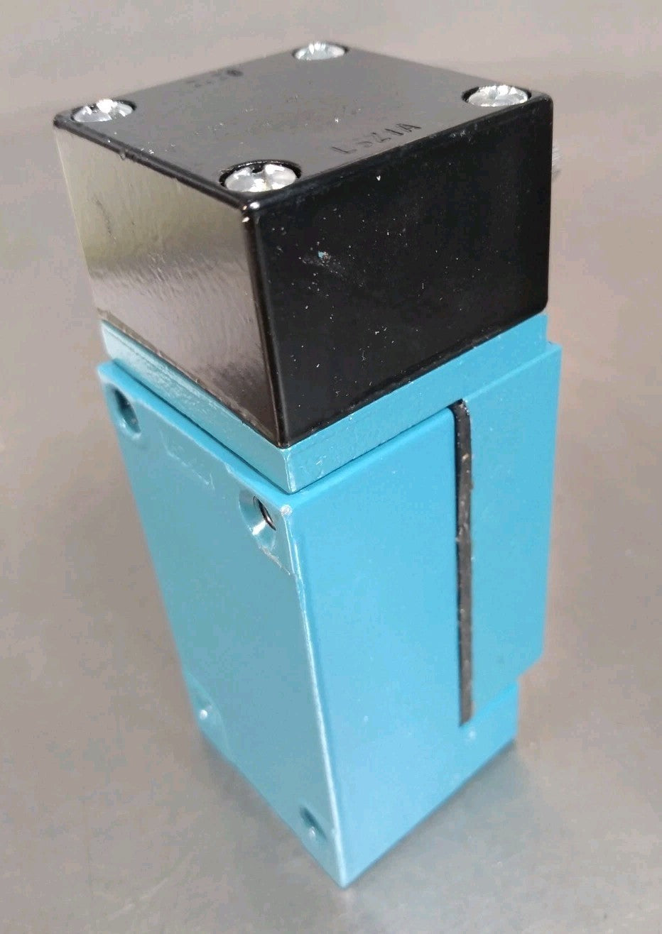 47704796