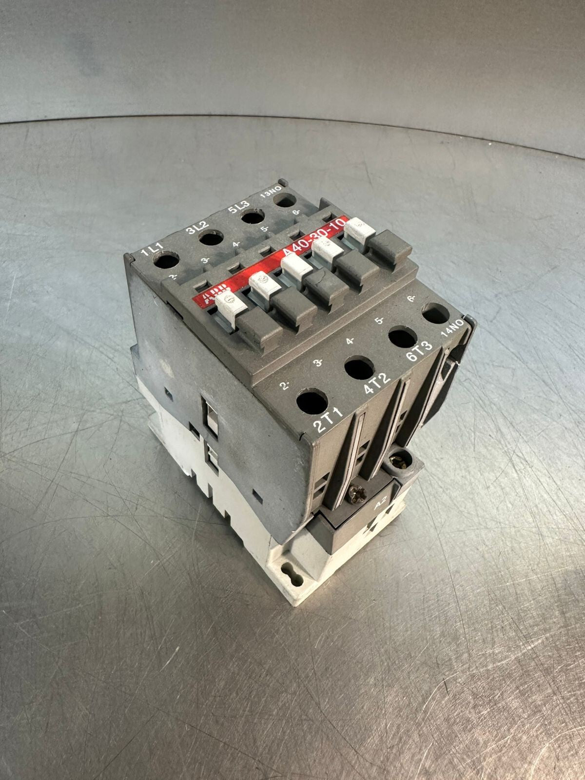 Abb A40-30-10  Magnetic Contactor Ui 1000V~ A40 Series              (2.1.3)