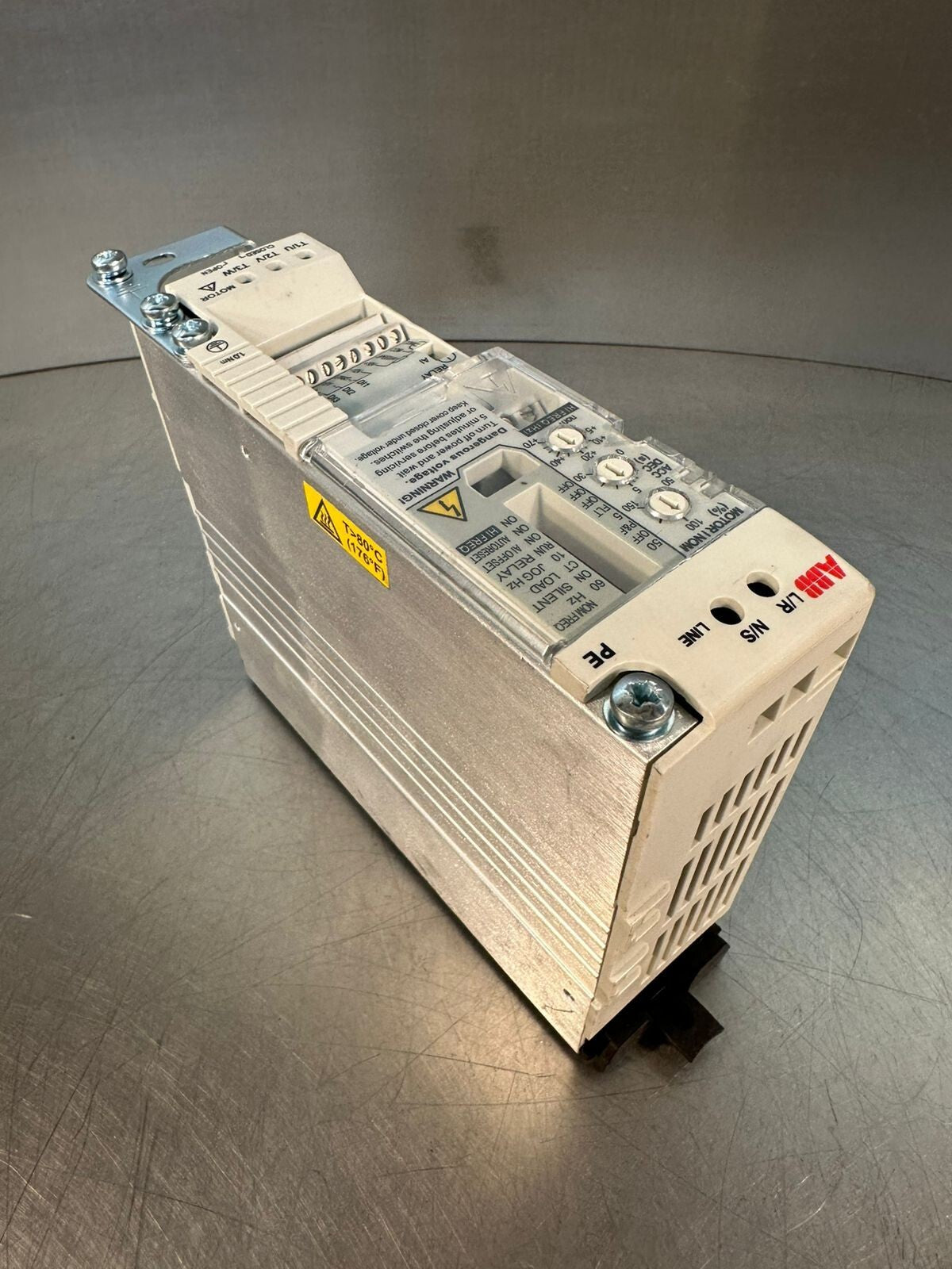 Abb ACS55-01E-01A4-2 AC DRIVE 240V Pn 0.18kW(1/4Hp) I2n 1,4A       (4.3.4)