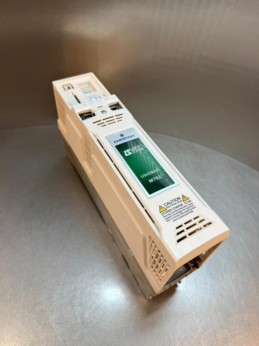 Emerson Unidrive M702-034-00045A 2.0 /3.0Hp 3Ph                    (1.4.1)