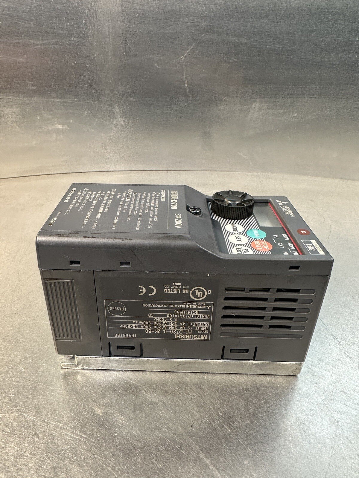 MITSUBISHI FR-D720-0.2K FREQROL-D700 inverter - EACH - (BIN-1.5.1)