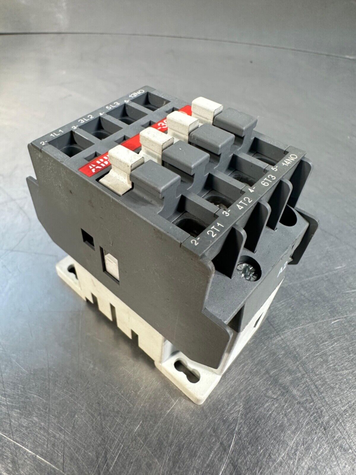 Abb A9-30-10 Contactor  Ui-1000V Coil (4D-39)