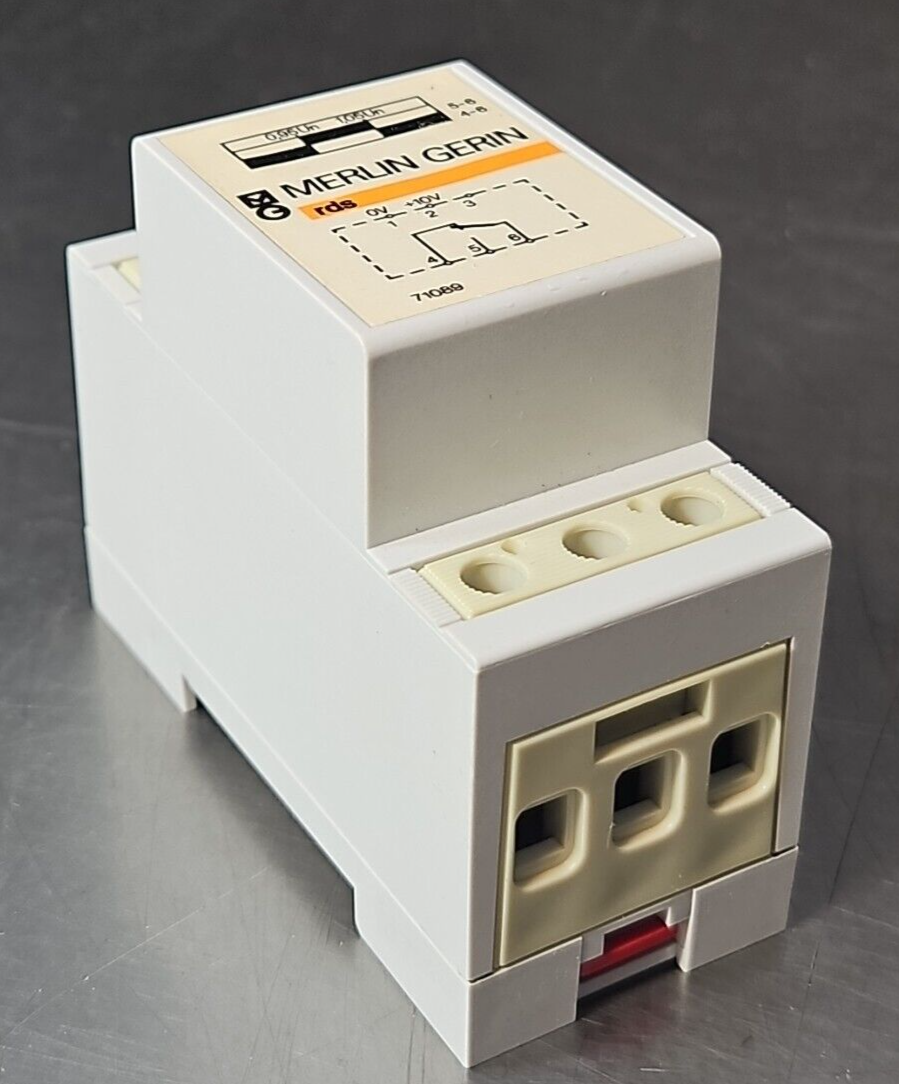 MERLIN GERIN 71089 Transient Voltage Surge Suppressor                   (BIN423)