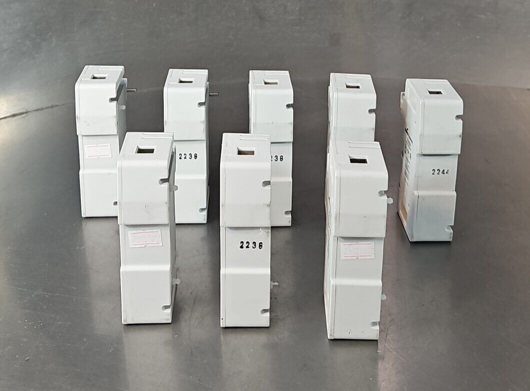 Bussmann CH30J3I 30A 600VAC 200ka IR Fuse Holder                        (BIN412)