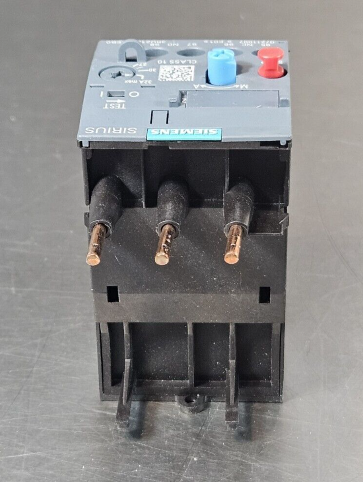 Siemens 3RU2126-4EB0 Sirius Overload Relay  (BIN2.3.3)
