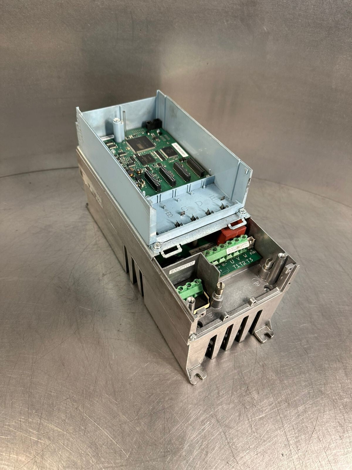 Eaton SVX002A1-4A1B1 Nema  Type 1/IP-21                          (7.5.3)