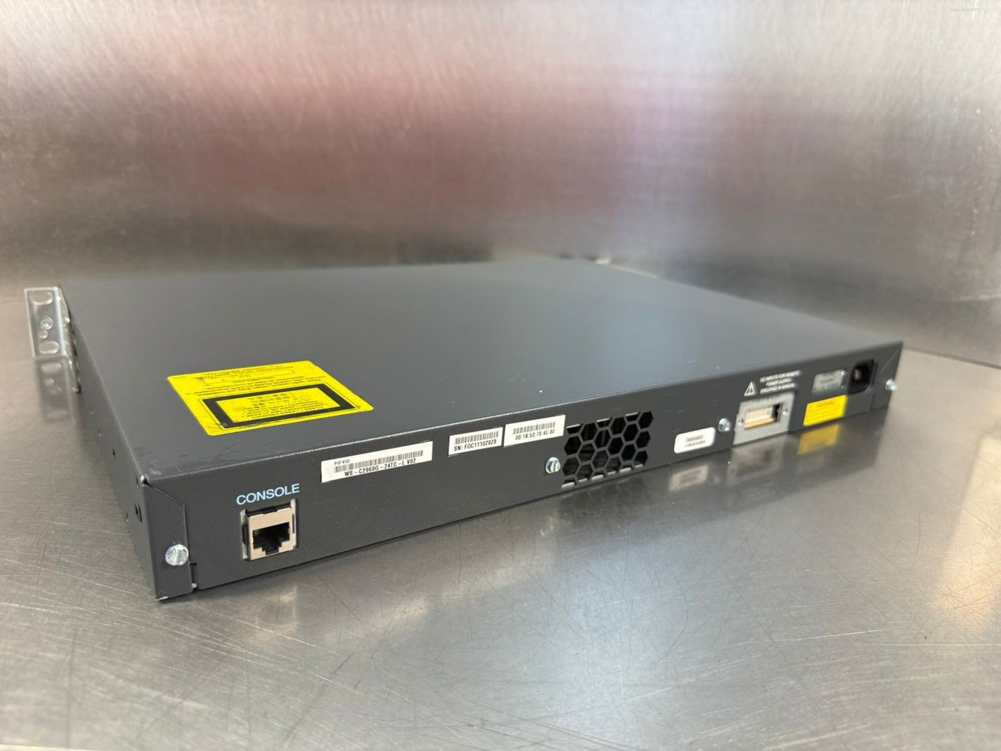 Cisco Ws-C2960G-24TC-L  Switch /WSC2960G-24TC-L            (8.2.7)