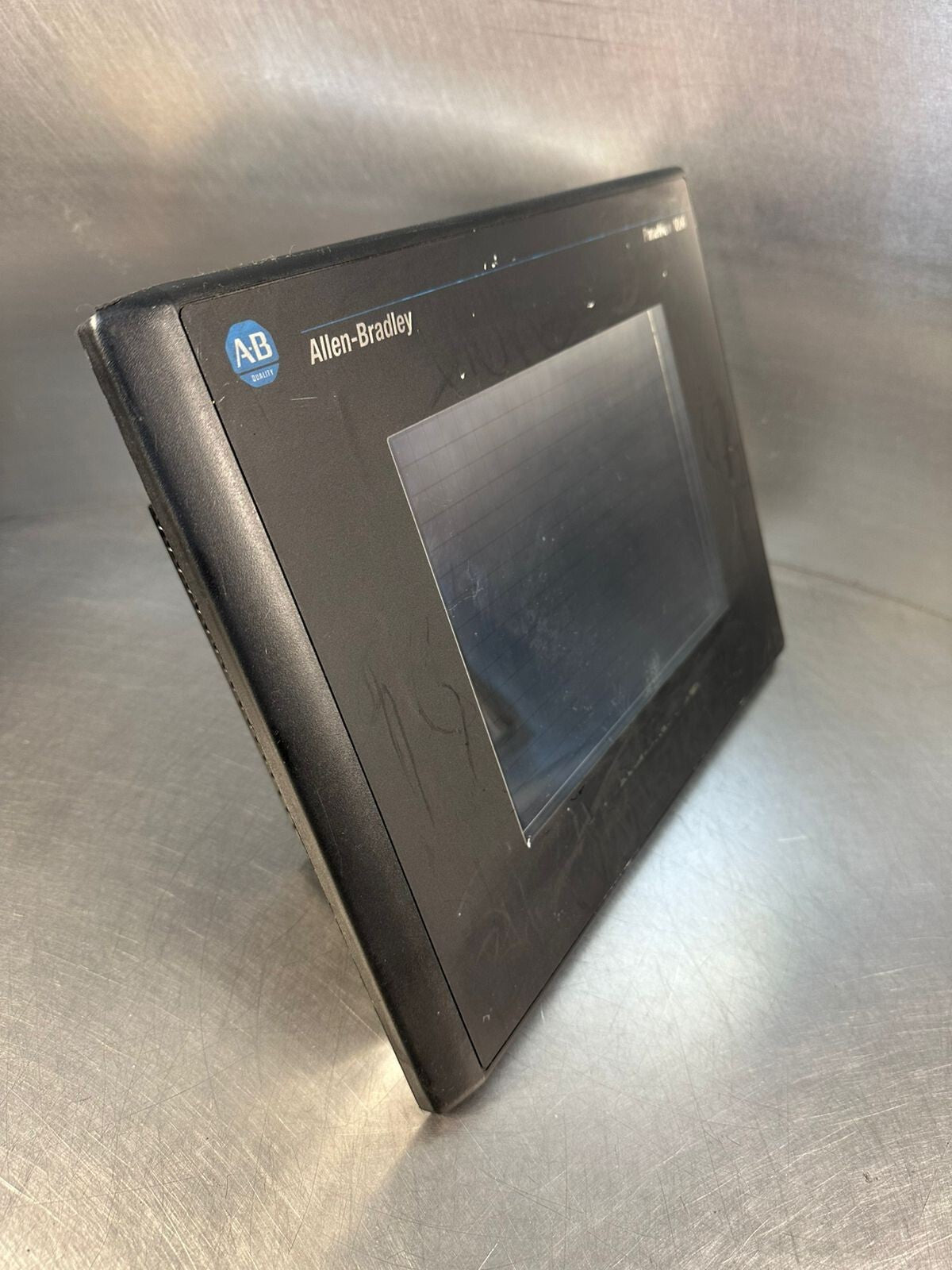 Allen Bradley 2711-T10C15X /F FRN 4.48 100-240V 0.4-0.25A     (12.5.8)