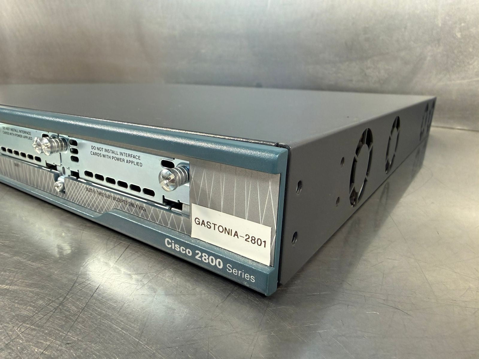 Cisco 2801 Integrated Services Router 2800 Series                 (11.5.4)