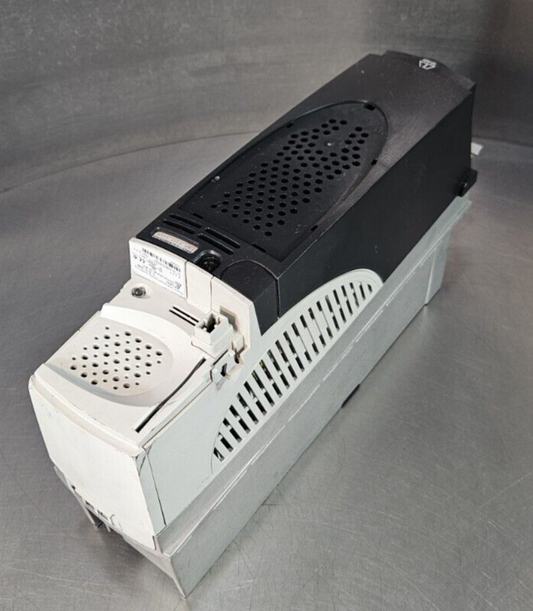 Emerson SP1403 Inverter 1.5/2.2 kw 380-480V 50-60Hz                     (BIN522)