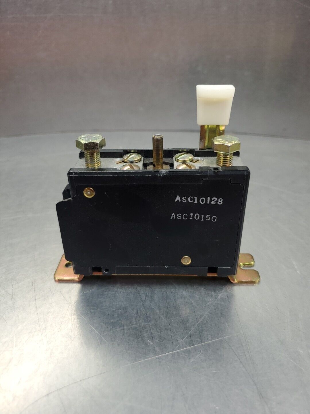 Allen Bradley 815-DOV4 Ser K Overload Relay.                               4B-43
