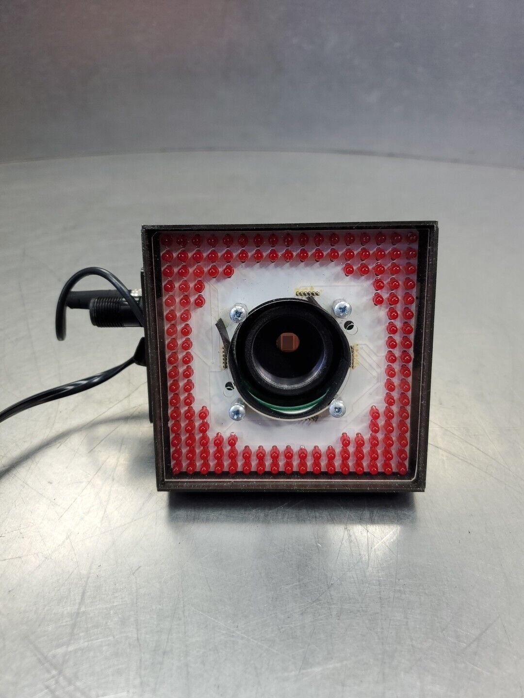 Banner P2B65Q PresencePlus² Pixel-Counting Sensor.                         5E-17