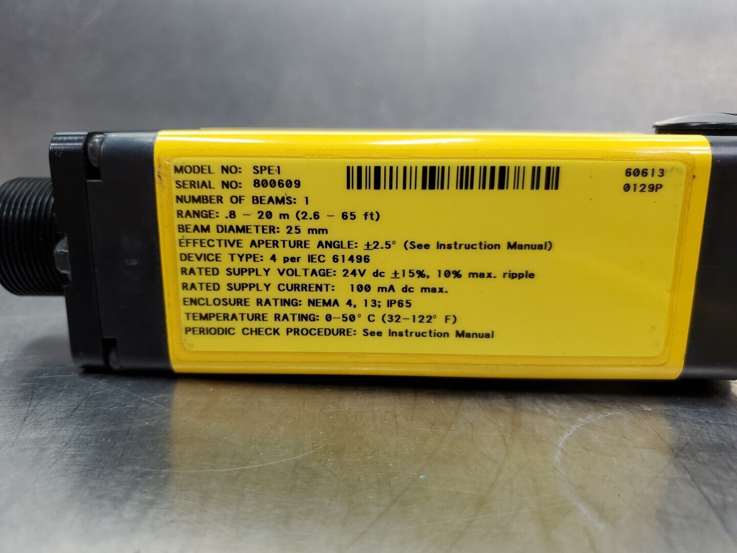Banner SPE1 EZ-GUARD Point Single Beam Sensor, .8-20M RANGE, 24VDC.        5E-24