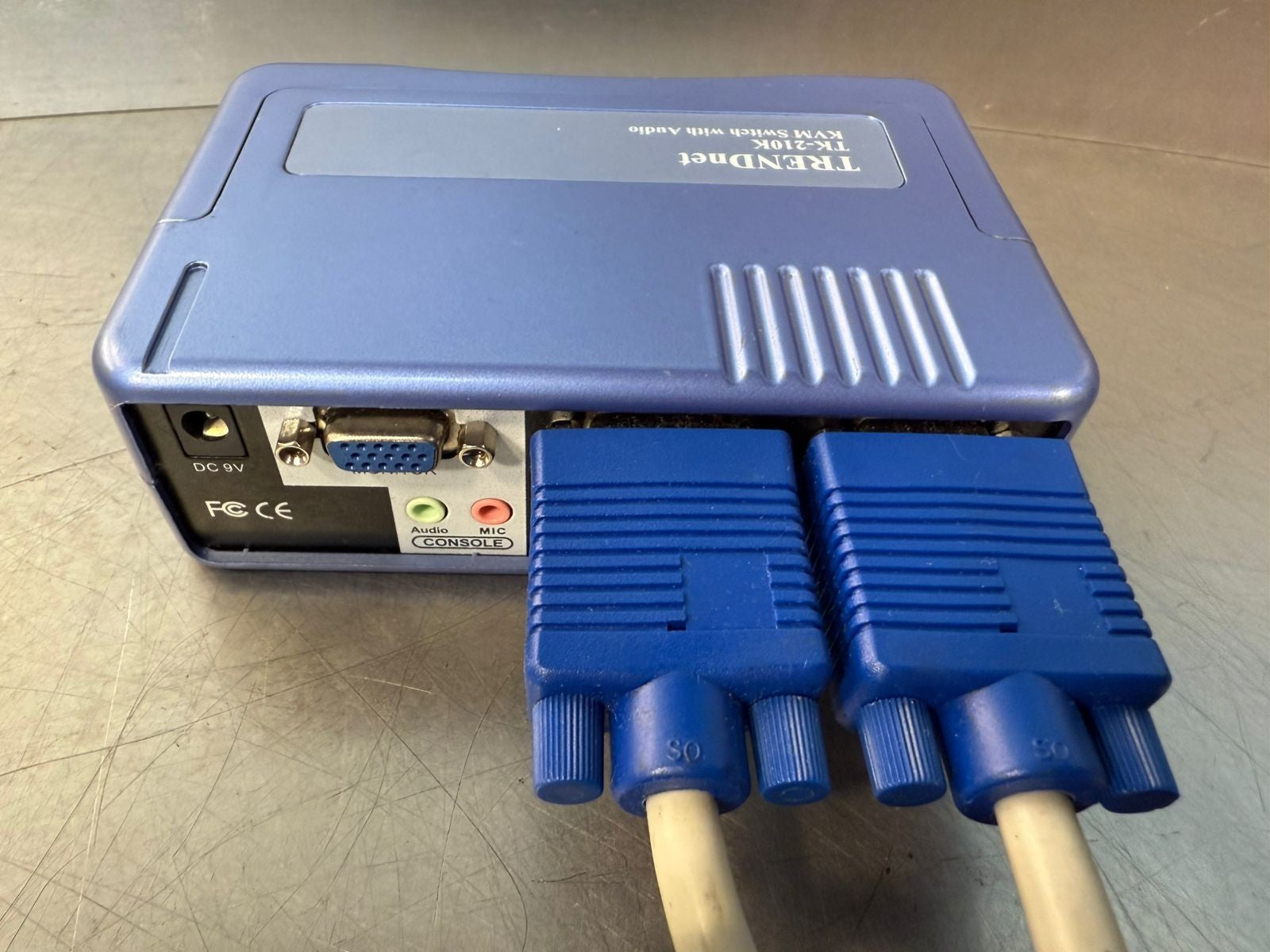 Trendnet TK-210 / TK210K Usb  Kvm Switch with Audio         (6.3.1)