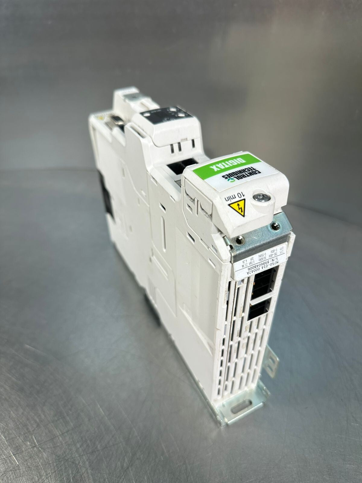 Control Techniques  M750-014-00042A Digitax 141A1                        (4.5.1)