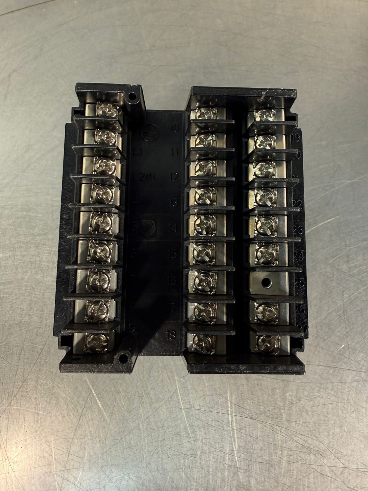 Honeywell Udc3200 DC3200-CE-2B0R-200-10000-EC-0 Case Only     (4.1.3)