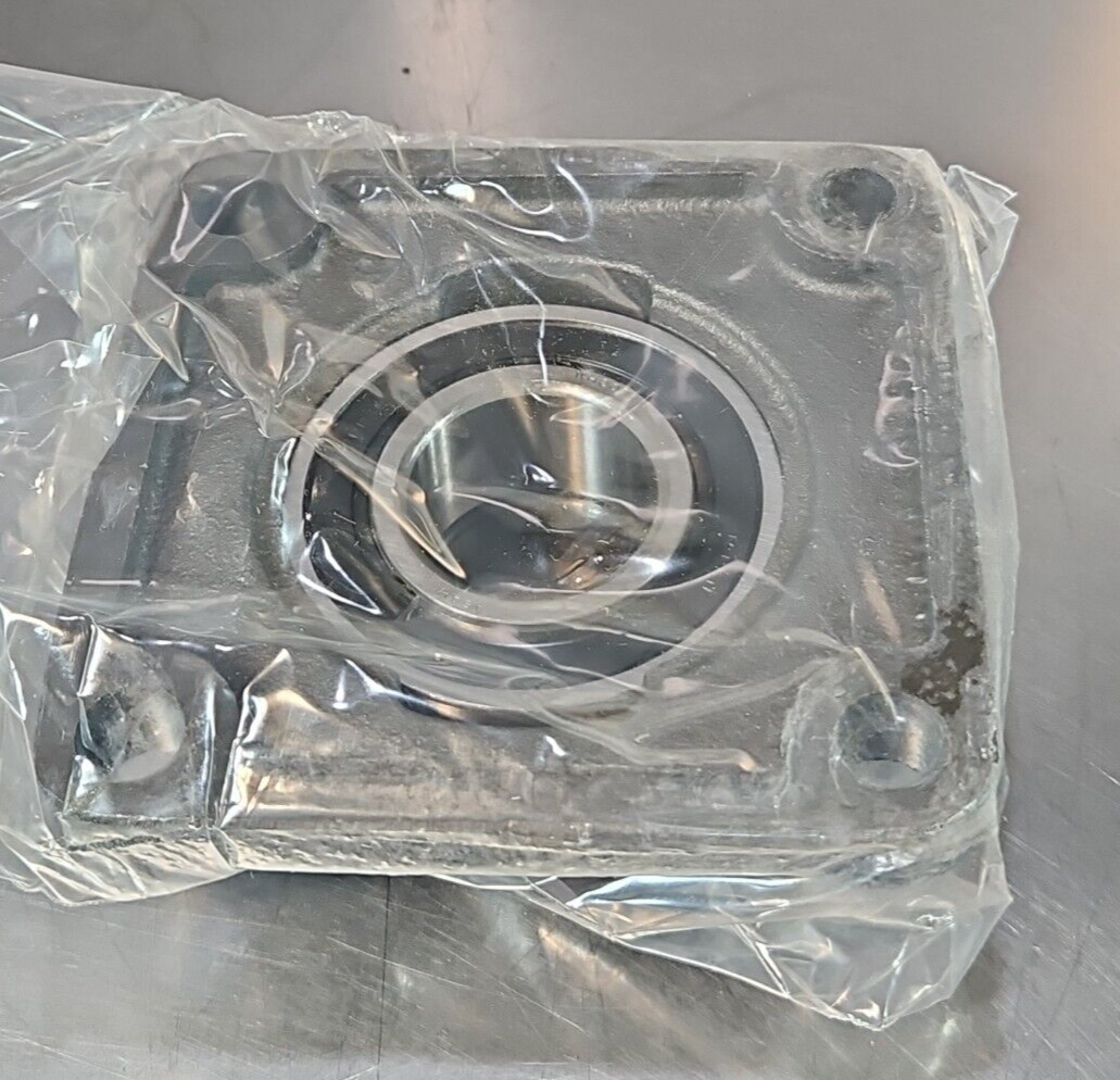 AMI Bearings KHF207 Flange Mount Ball Bearing                           (BIN434)