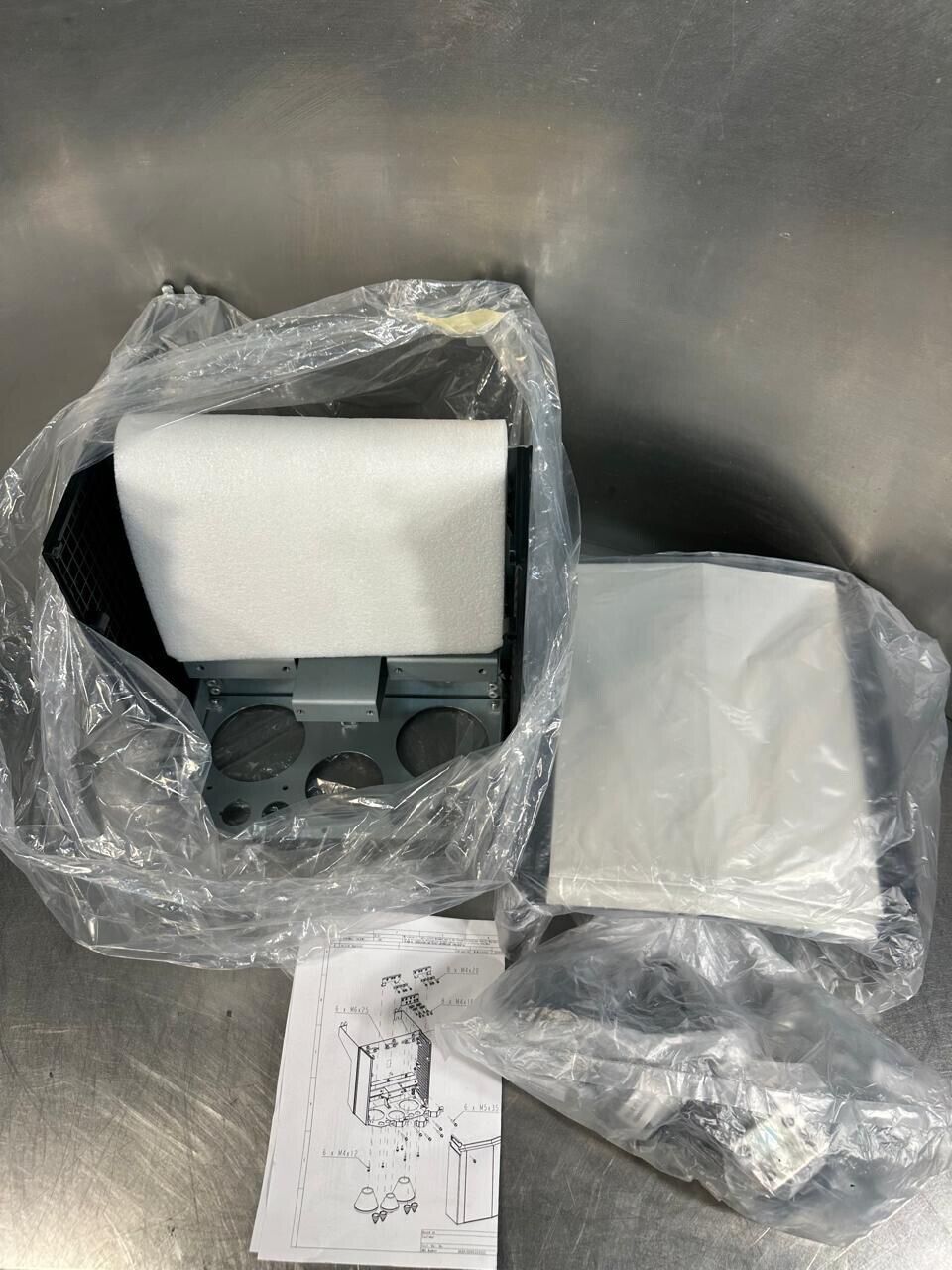 ACS880-R7-3AXD50000010039  New open Box (1C-1)