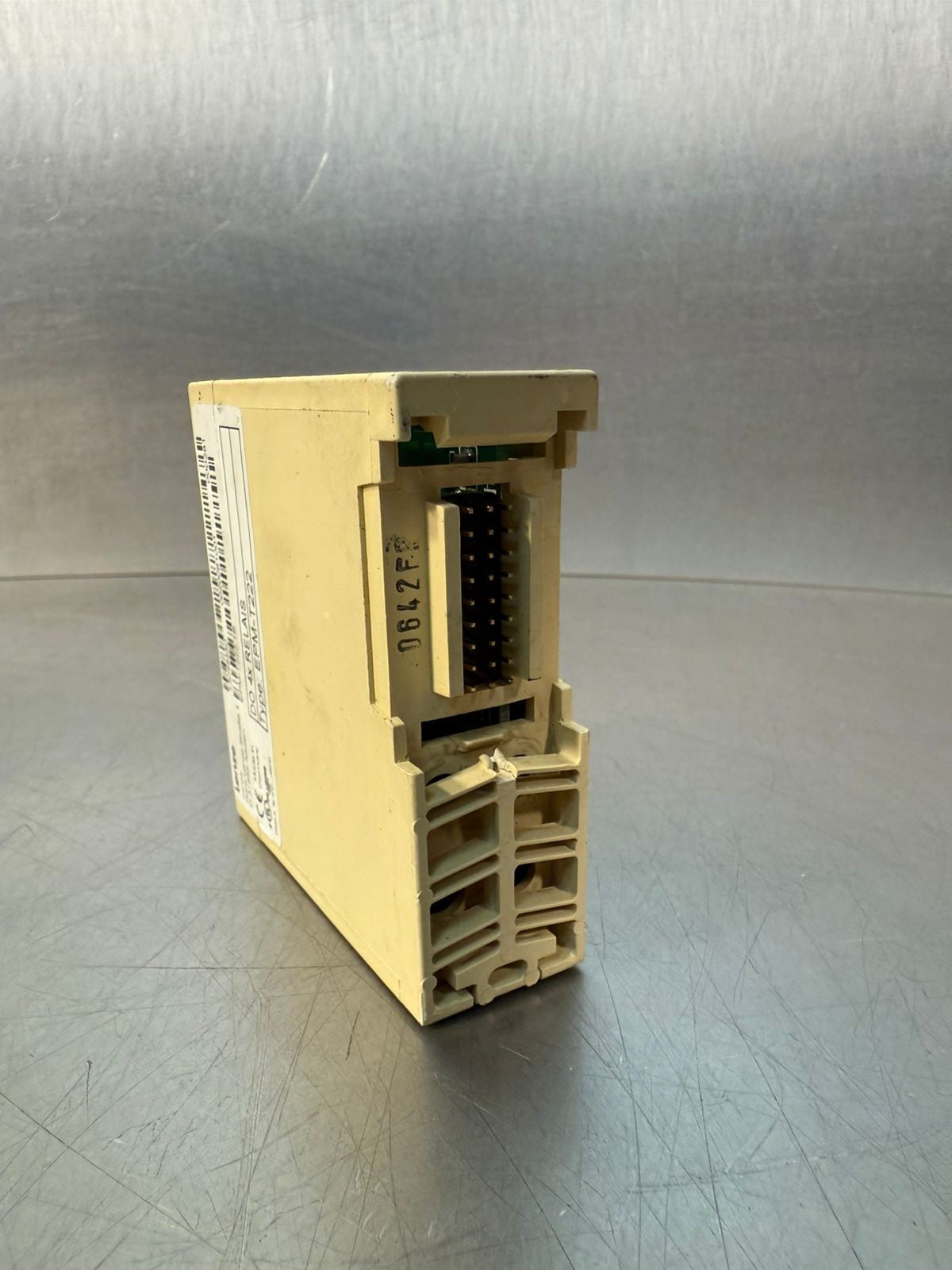 Lenze EPM-T222  DO 4xRelais   EPMT222                  (7.2.2)