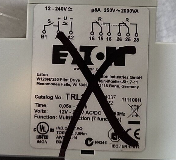 Eaton  TRL 27  Multifuncions   225596 W126N7250.     (BIN 3.5.2)