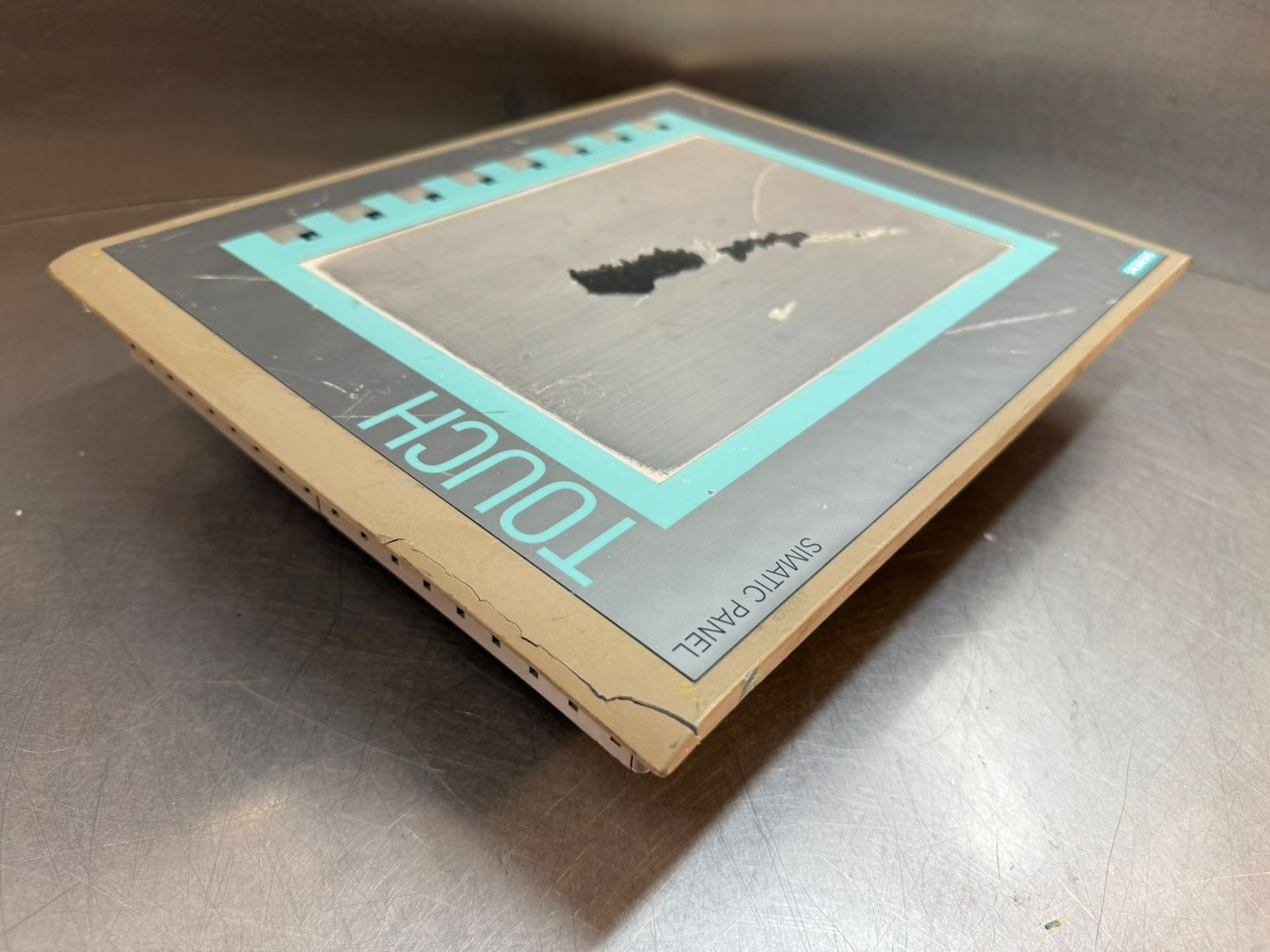 Siemens 6AV6647-0AF11-3AX0 Simatic KTP1000 HMI 10" Touch Cont Pnl (4.4.2)