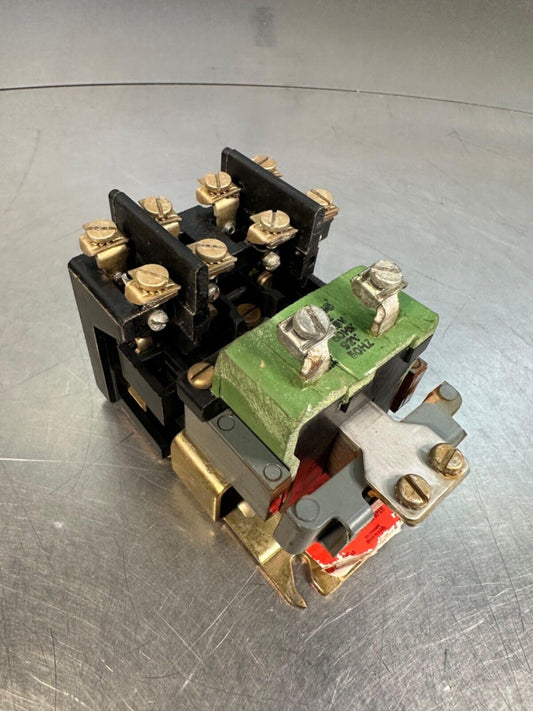 GE CR2810A 14AC, Machine Tool Relay, 600V, 10A,  Coil (4c-38)